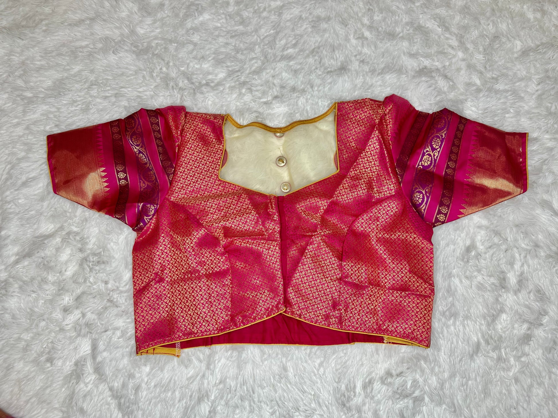 Blouse front view - Princess cut with front open and hook.